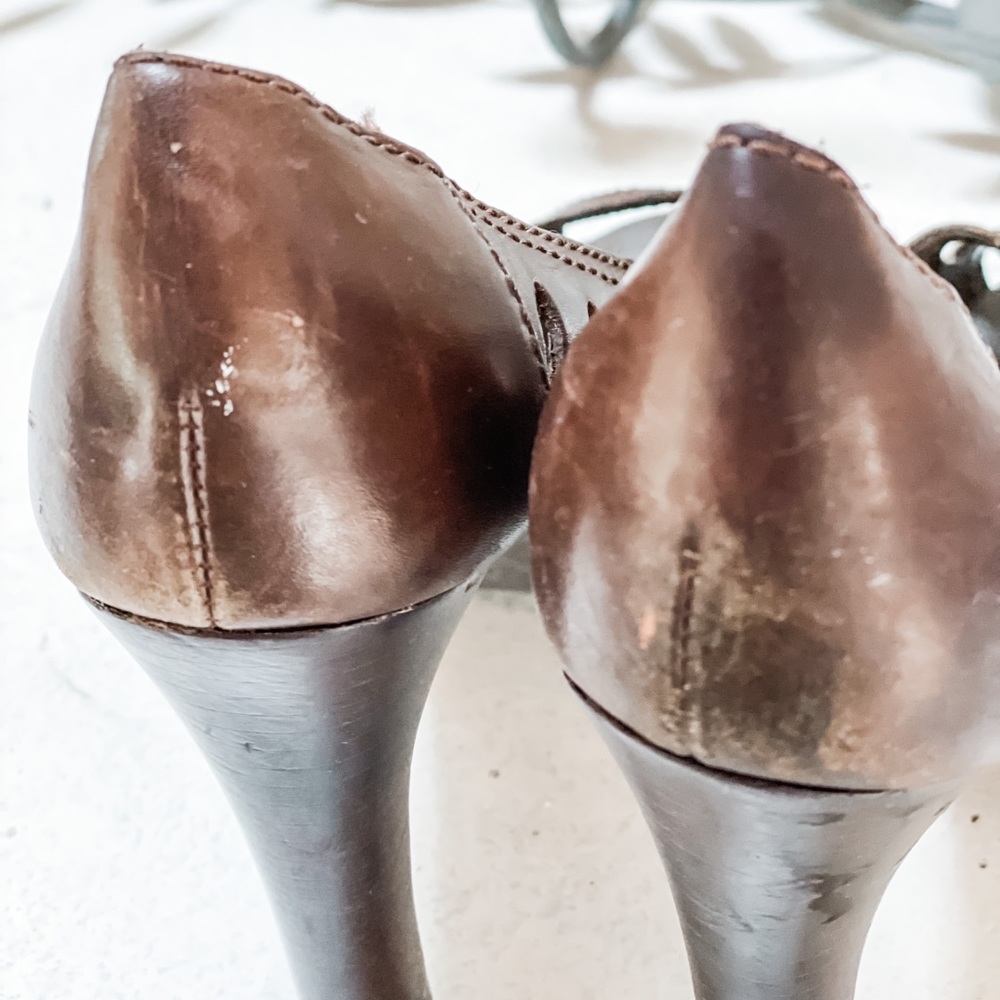 Cathy Jean brown leather open-toe pumps - Picture 4 of 8